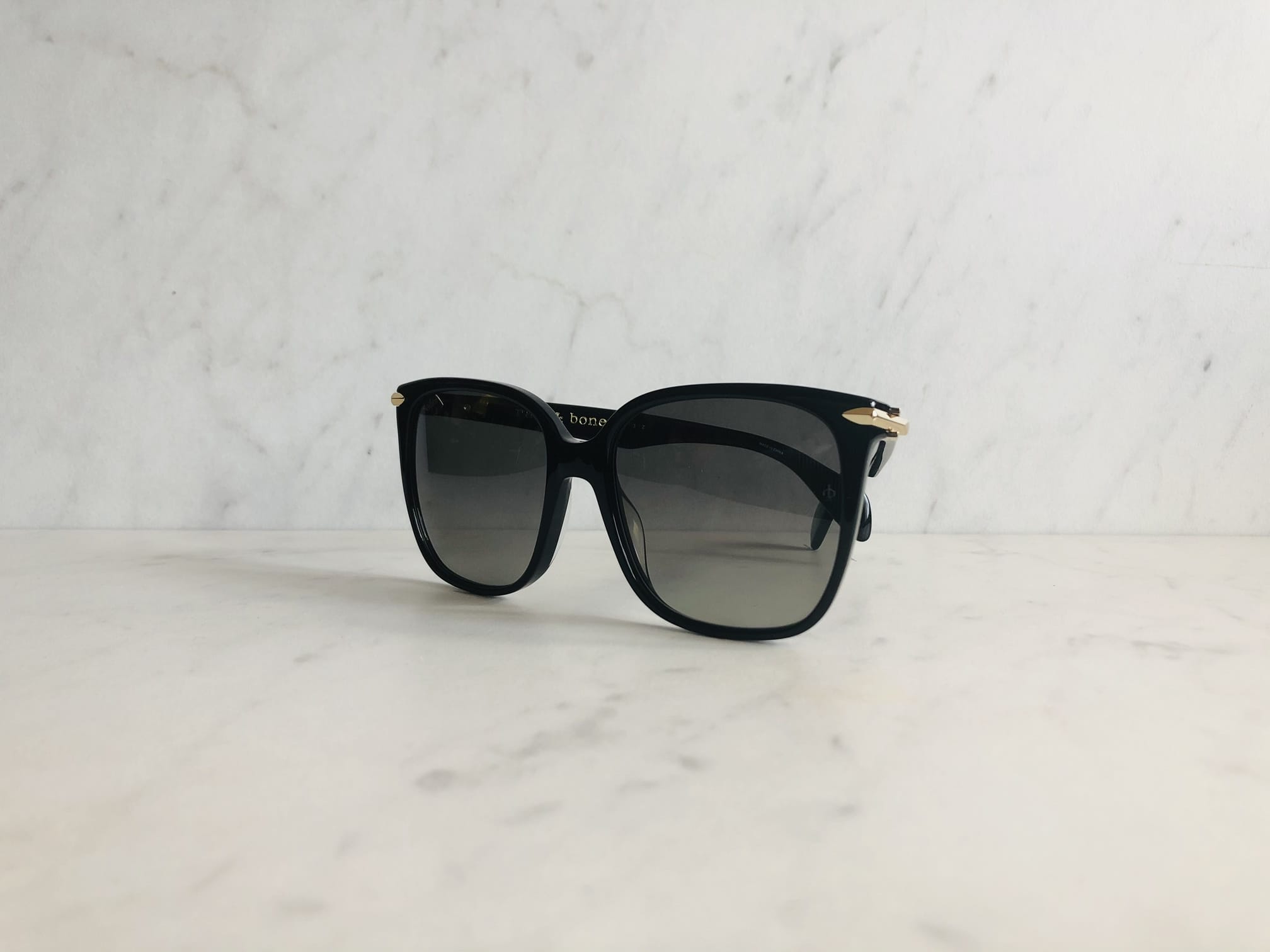L.A.M.B. LA501 Sunglasses Bon - Bone Black Women Square