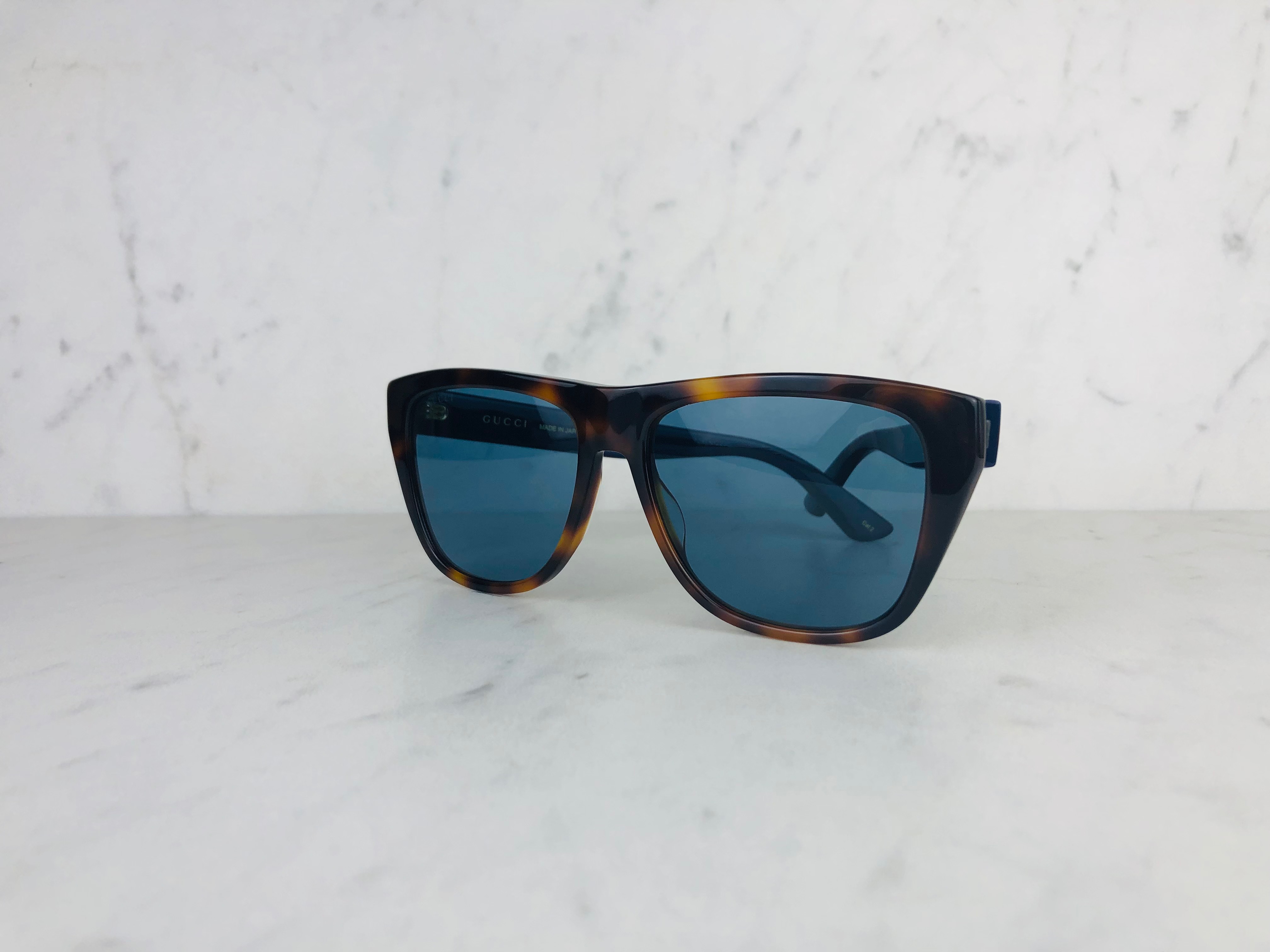 women's men's sunglasses tortoise color brand: Gucci, square shape, non-rx able