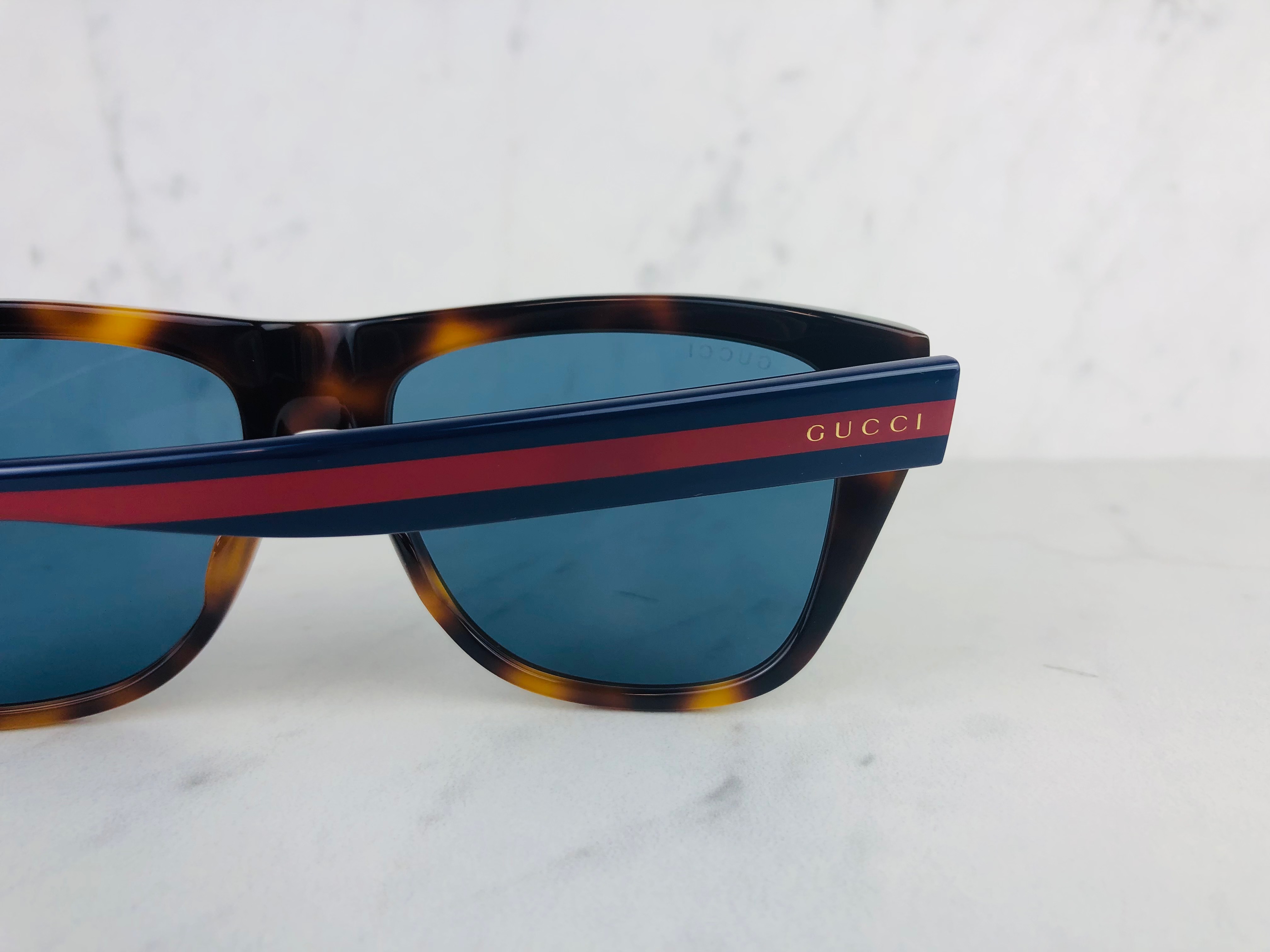 women's men's sunglasses tortoise color brand: Gucci, square shape, non-rx able